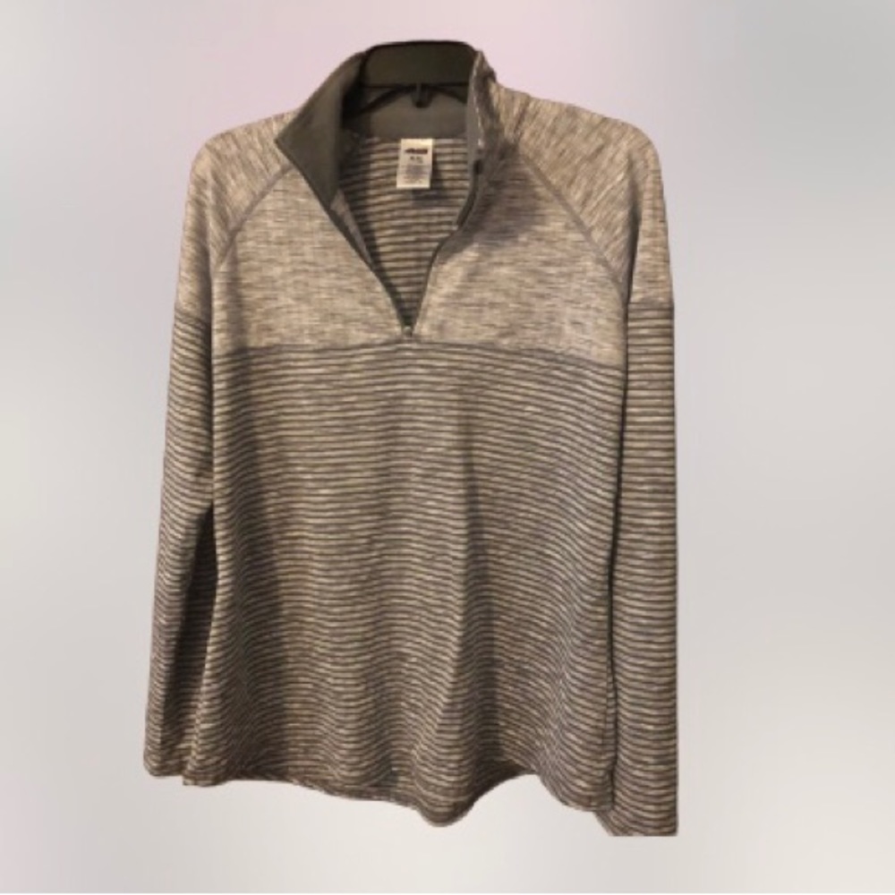 Avia women’s 3/4 zip pullover, shades of grey, Size XL, 16/18